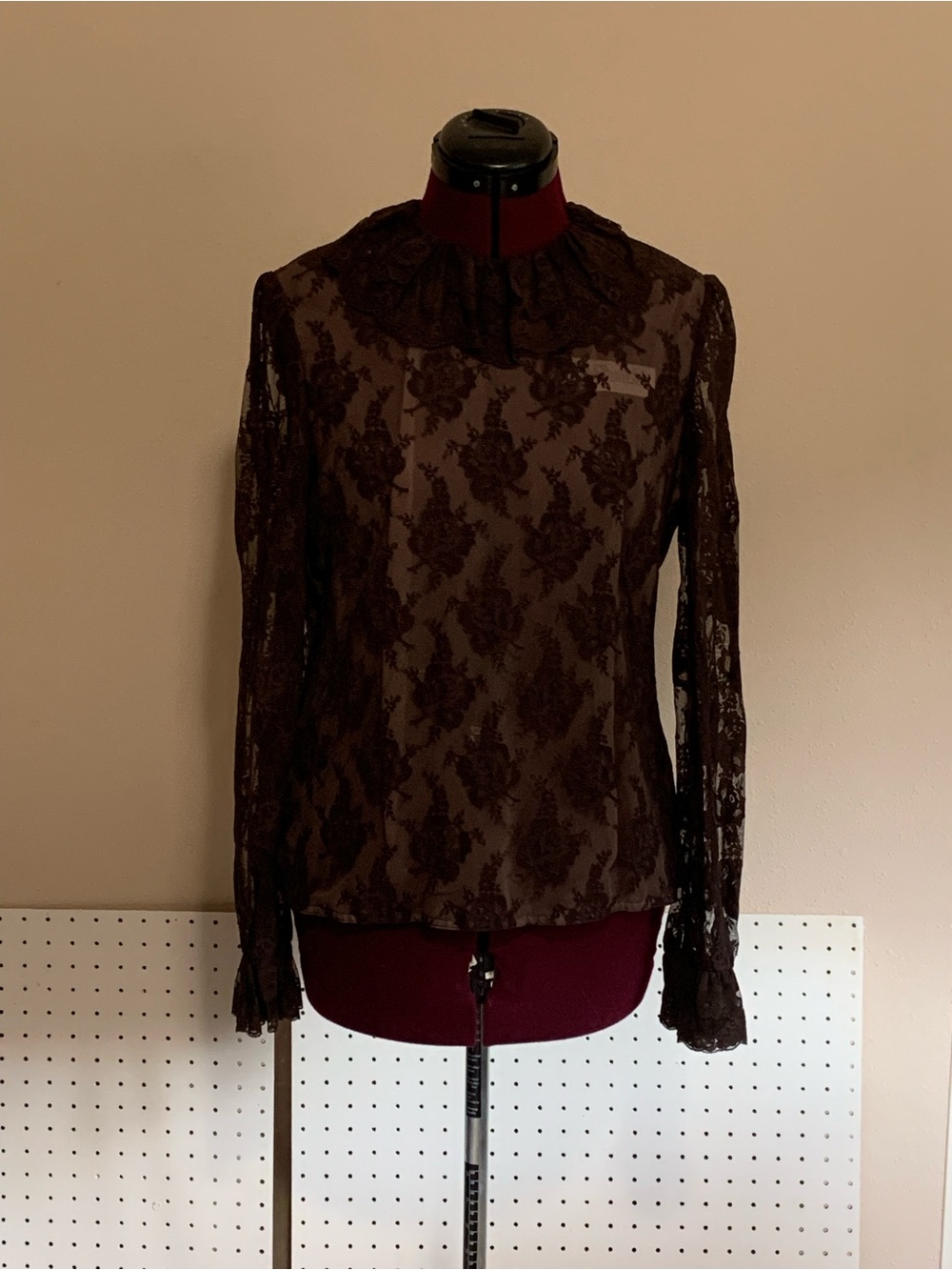 Vintage Women's Brown Lace Long-Sleeve Ruffled Neck Blouse